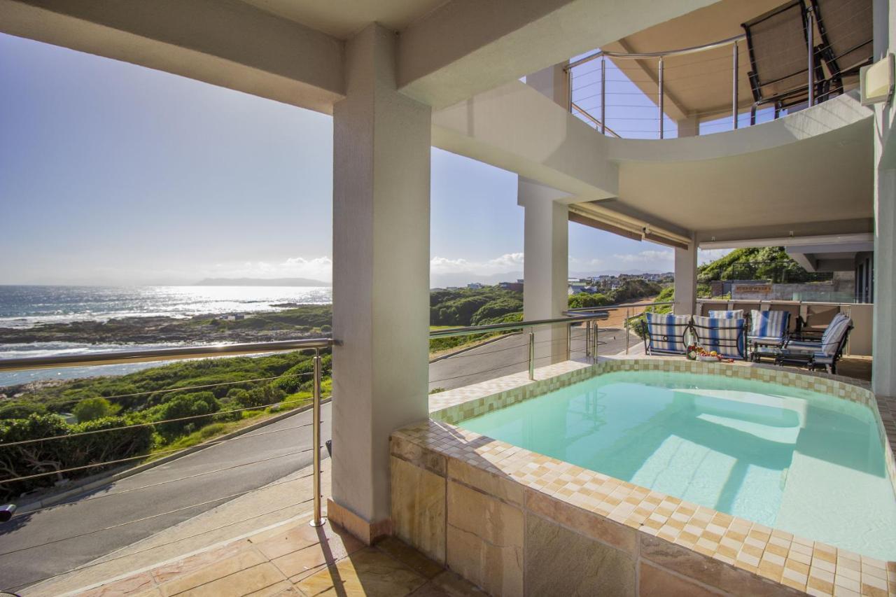 Whale Waters Self Catering Gansbaai Apartment De Kelders Luaran gambar